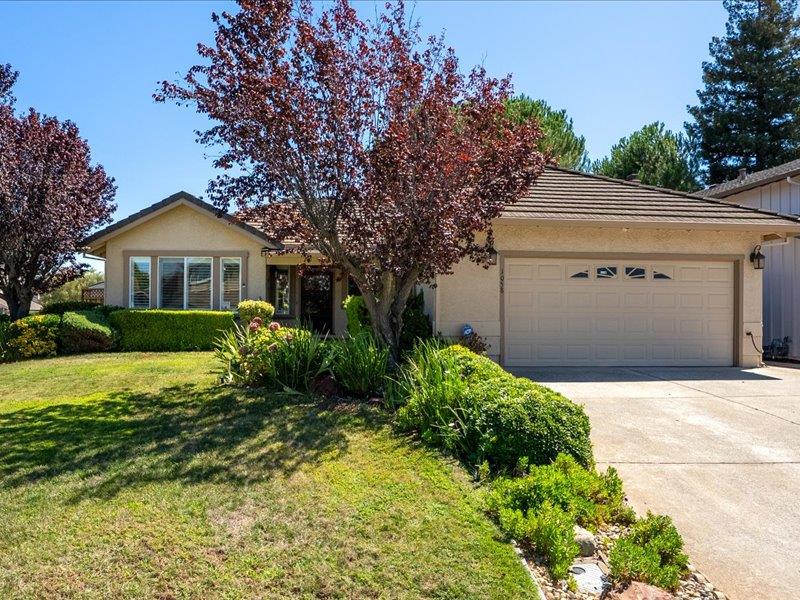 Photo of 1058 Mountain Shadows Road, San Jose, CA 95120 (MLS # ML82060995)