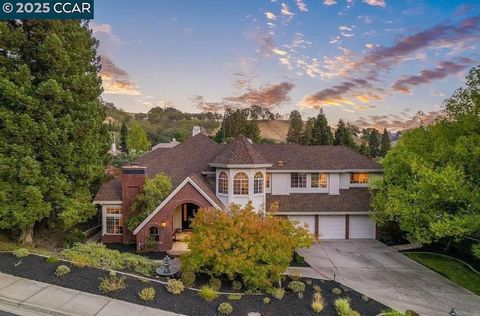 Photo of 3109 Stonegate Dr, Alamo, CA 94507 (MLS # 41120582)