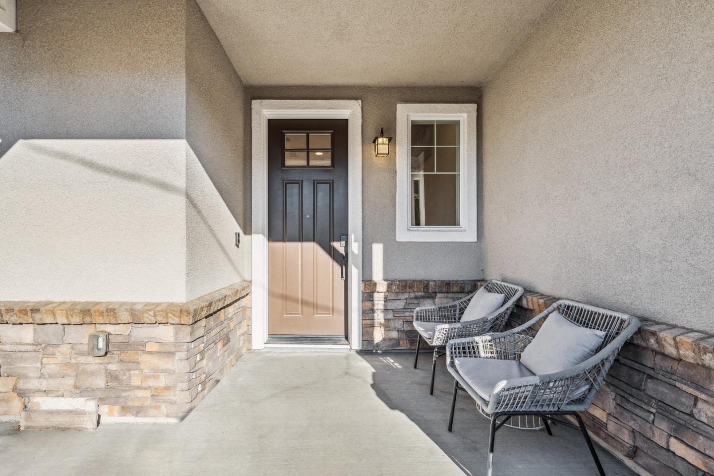 2709 Delaney Court