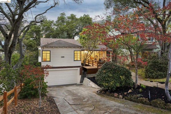 2380 LEIMERT BLVD, OAKLAND, CA 94602 - Image c9203d7004bdde6d57cd9ab8a9313ffb/4265794319