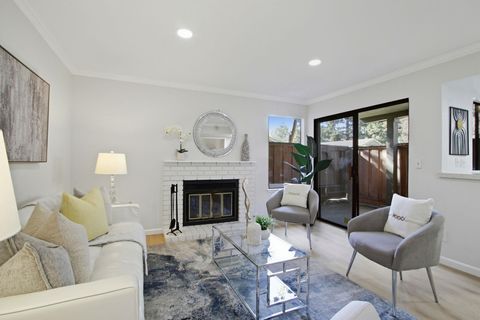 Photo of 5382 Makati Cir, San Jose, CA 95123 (MLS # 41122939)