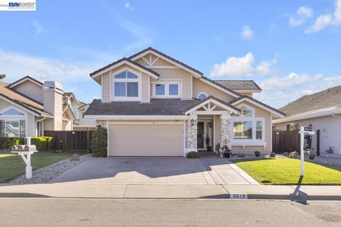 Photo of 3019 Boardwalk St, Pleasanton, CA 94588 (MLS # 41127491)