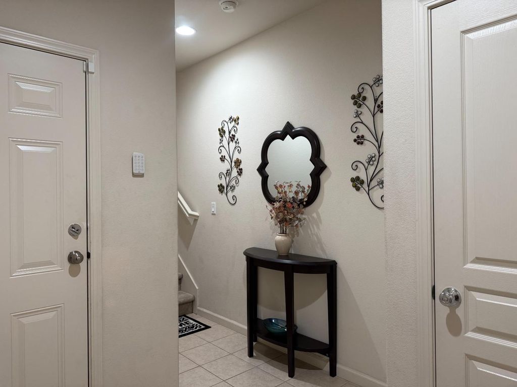 Photo of 25514 Huntwood Avenue, Hayward, CA 94544 (MLS # ML82048150)