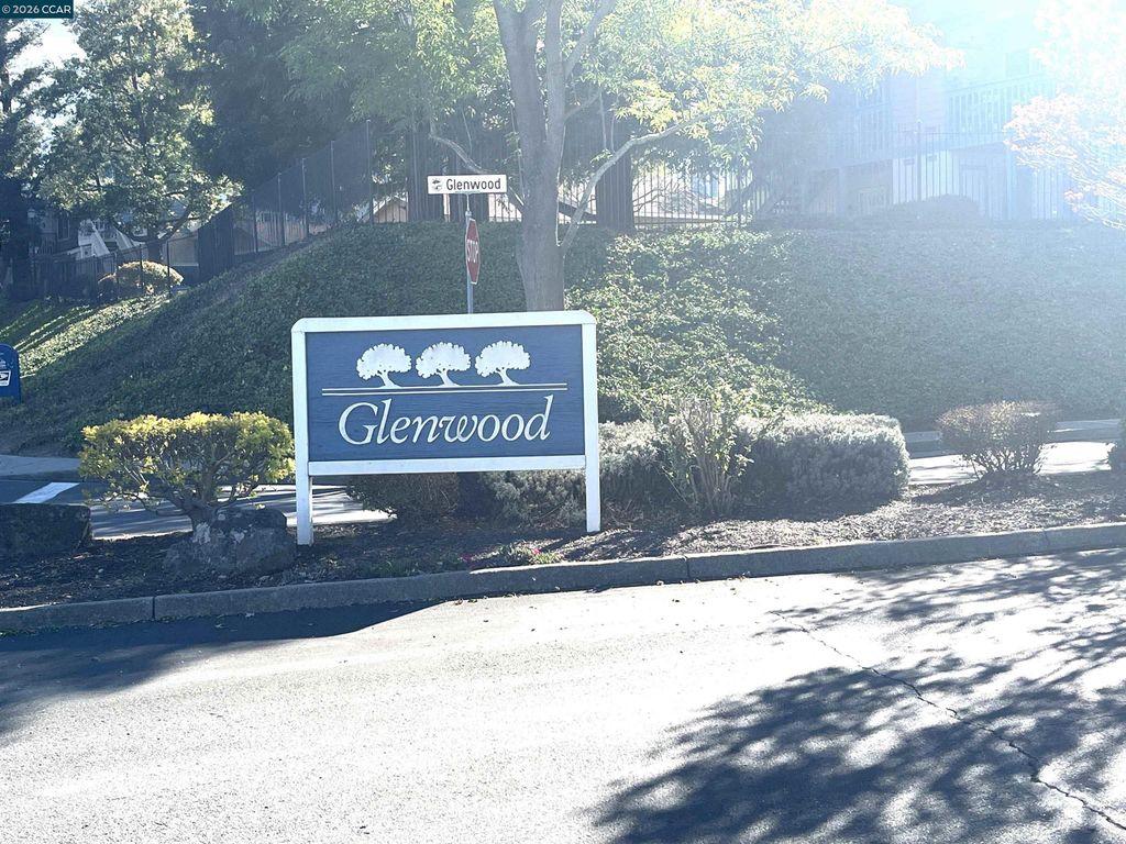 Photo of 216 Glenwood, Hercules, CA 94547 (MLS # 41126993)