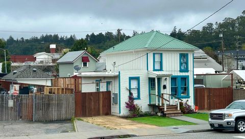 122 Fern Street Unit 1 and 2, Santa Cruz, CA 95060 - MLS#: ML82001372