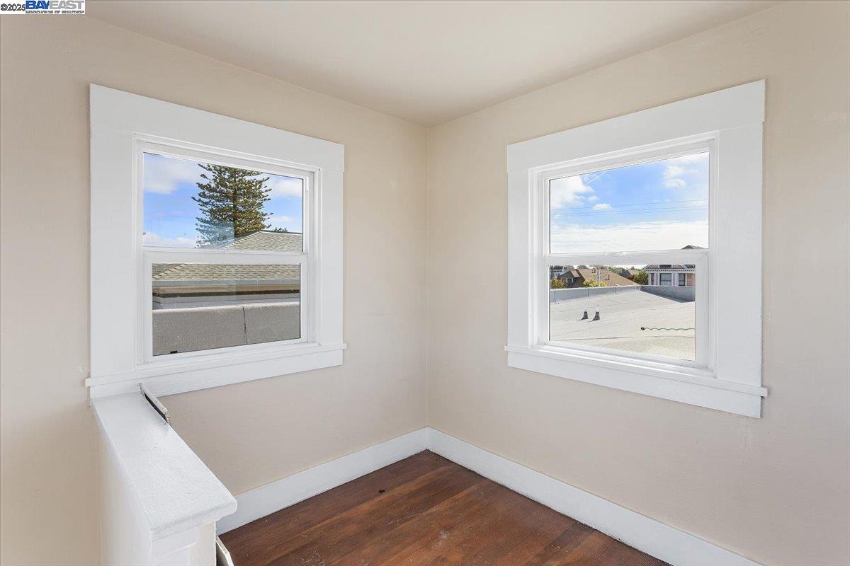 Alameda, California 94501, United States, ,Residential,Active,241059