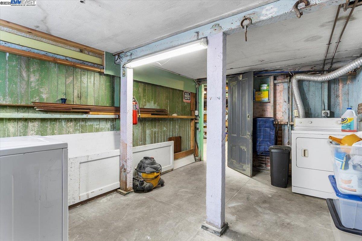 Alameda, California 94501, United States, ,Residential,Active,241059