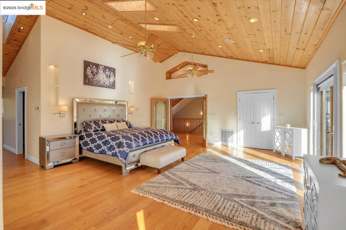 Groveland, California 95321, United States, 7 Bedrooms Bedrooms, ,5 BathroomsBathrooms,Residential,Active,1850