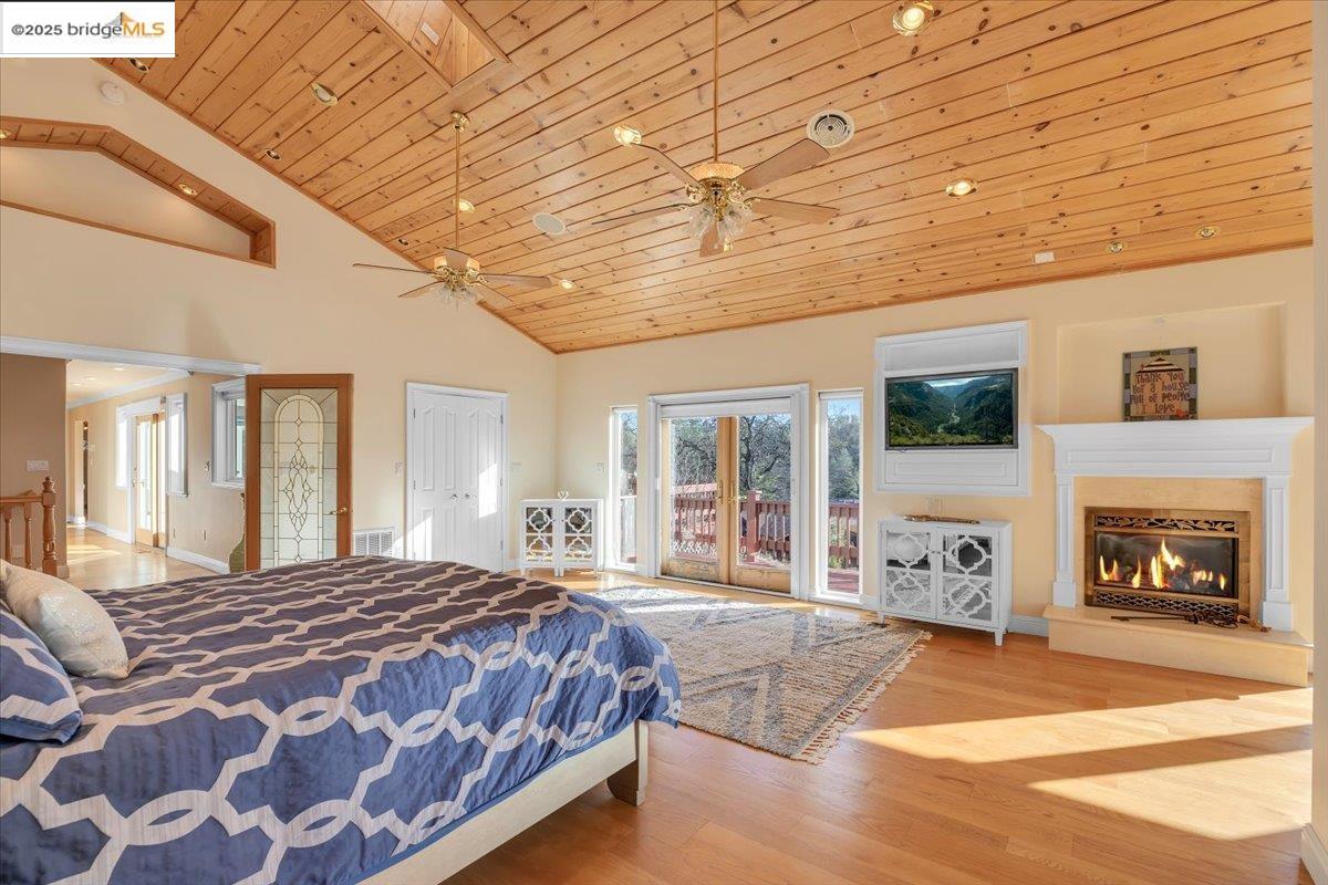 Groveland, California 95321, United States, 7 Bedrooms Bedrooms, ,5 BathroomsBathrooms,Residential,Active,1850