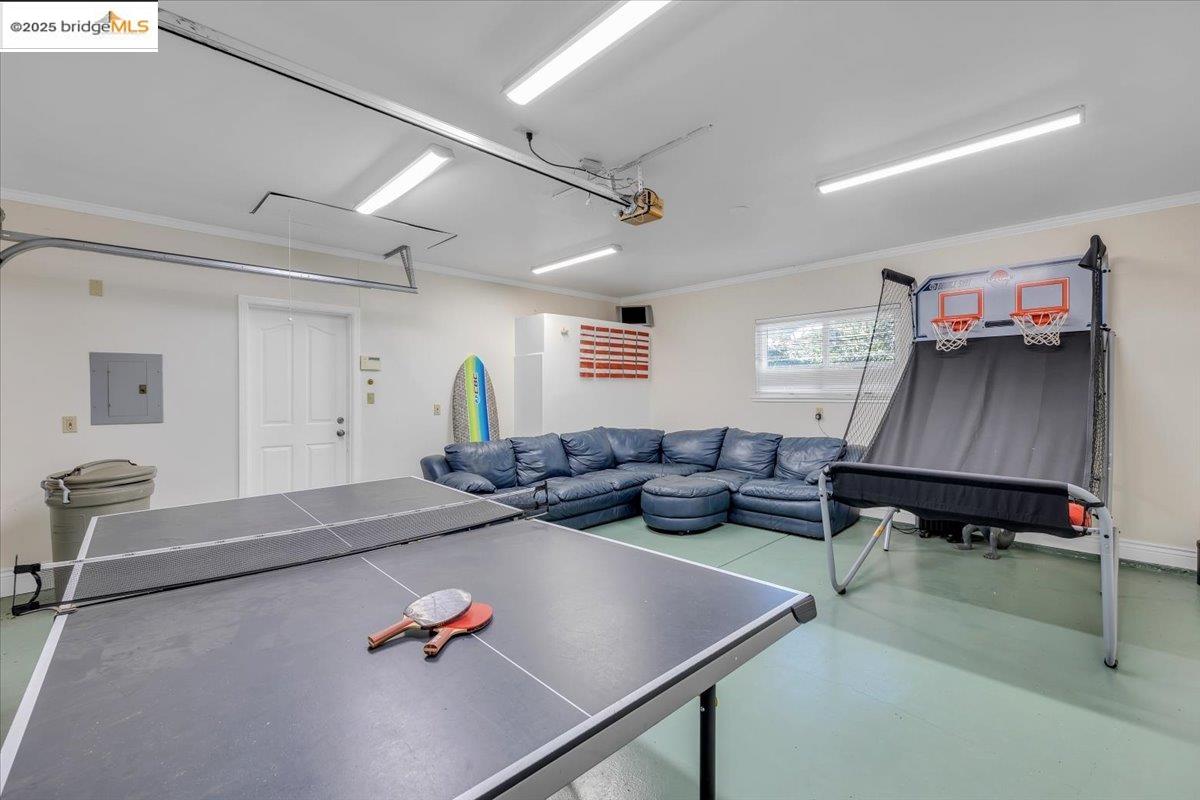 Groveland, California 95321, United States, 7 Bedrooms Bedrooms, ,5 BathroomsBathrooms,Residential,Active,1850