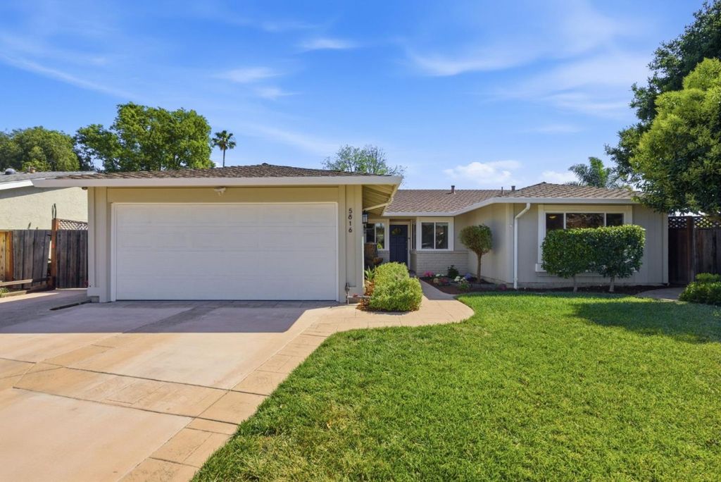 Photo of 5816 Summerbrook Court, San Jose, CA 95123 (MLS # ML82048172)