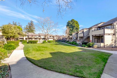 A home in San Leandro