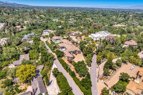 A home in Monte Sereno