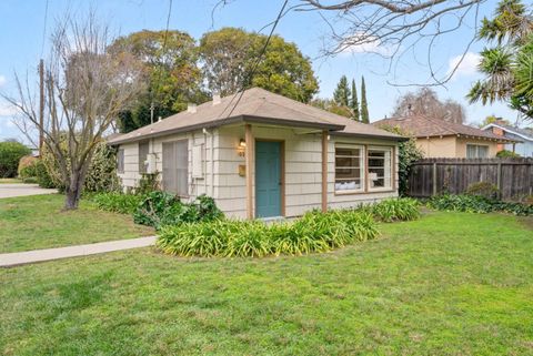 A home in Palo Alto