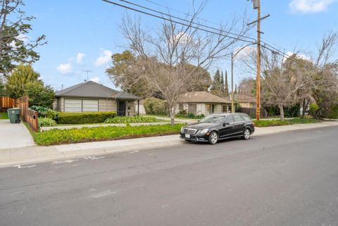 A home in Palo Alto