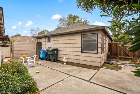 A home in Palo Alto