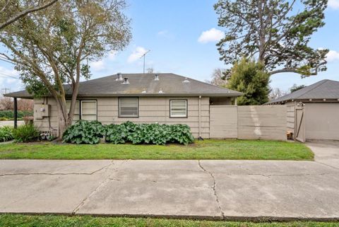 A home in Palo Alto