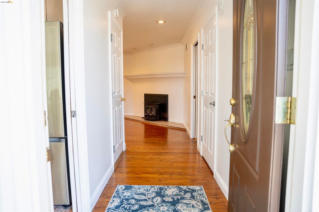 Photo of 64 Washington St, Novato, CA 94947 (MLS # 41135493)