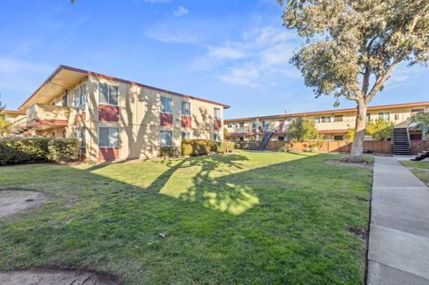 A home in San Mateo