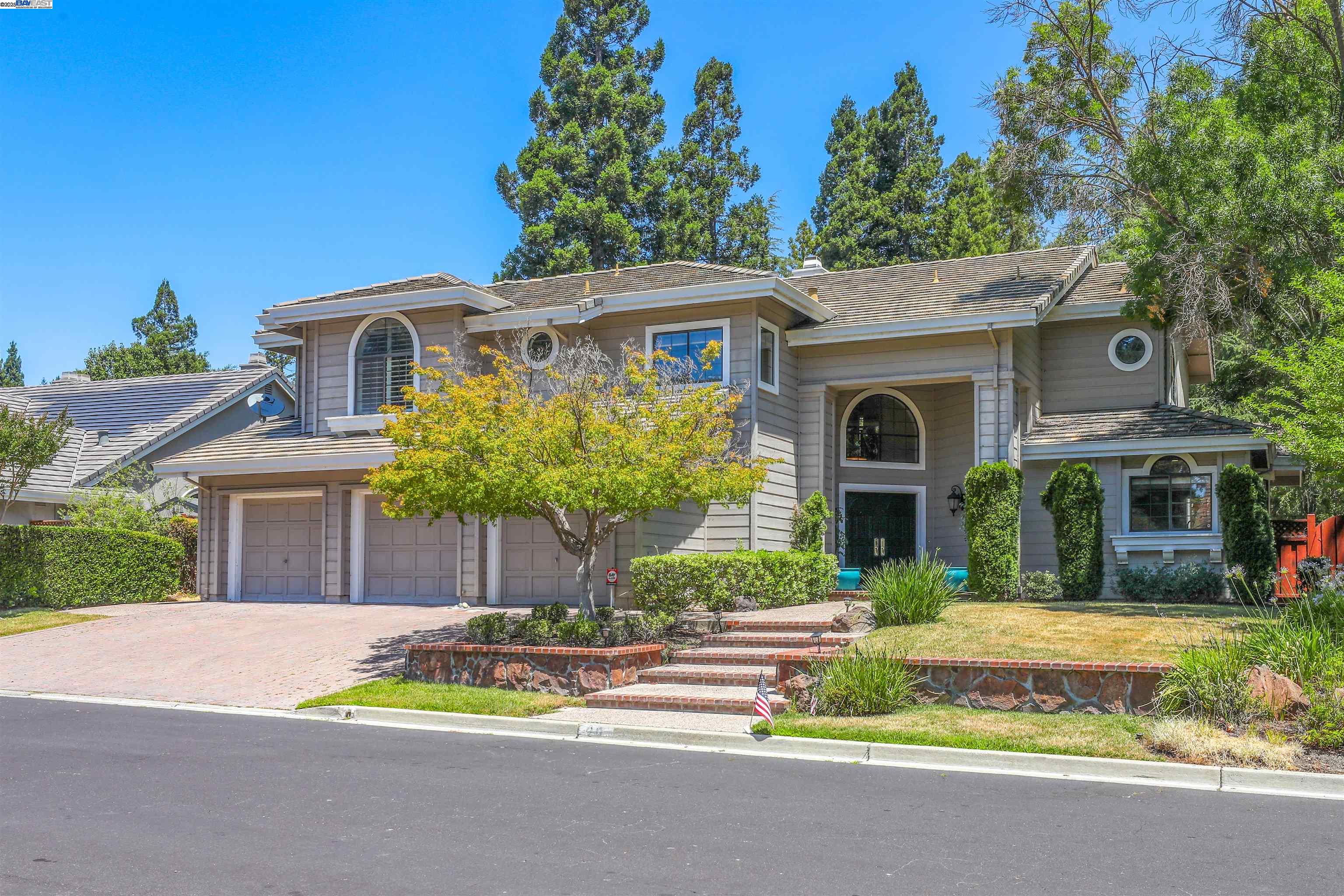 20 La Vista Way