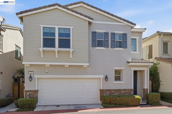 33 W ROCCOLINO LN, TRACY, CA 95391 - Image cc90bf2b80d647e782ee9033542e27ec/852820423