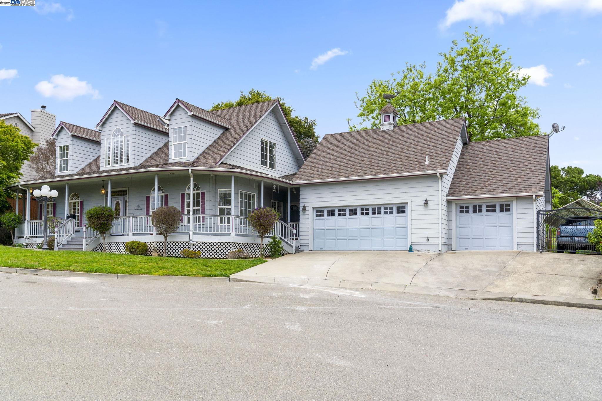 2461 Centennial Ln