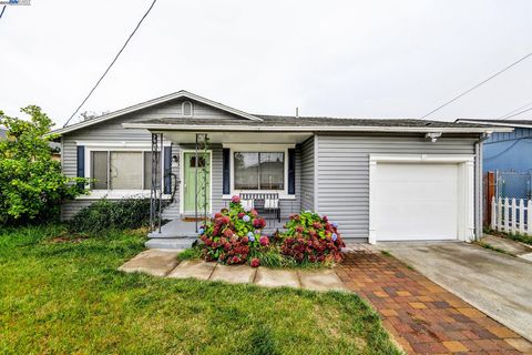 A home in East Palo Alto