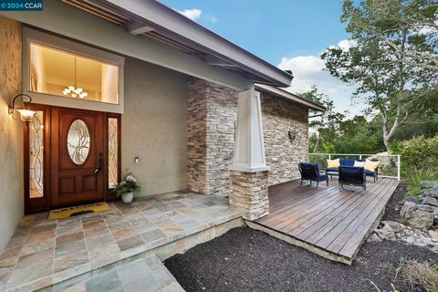 A home in Moraga