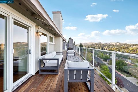 A home in Moraga