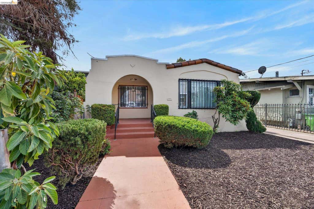 Photo of 1456 86Th Ave, Oakland, CA 94621 (MLS # 41144812)