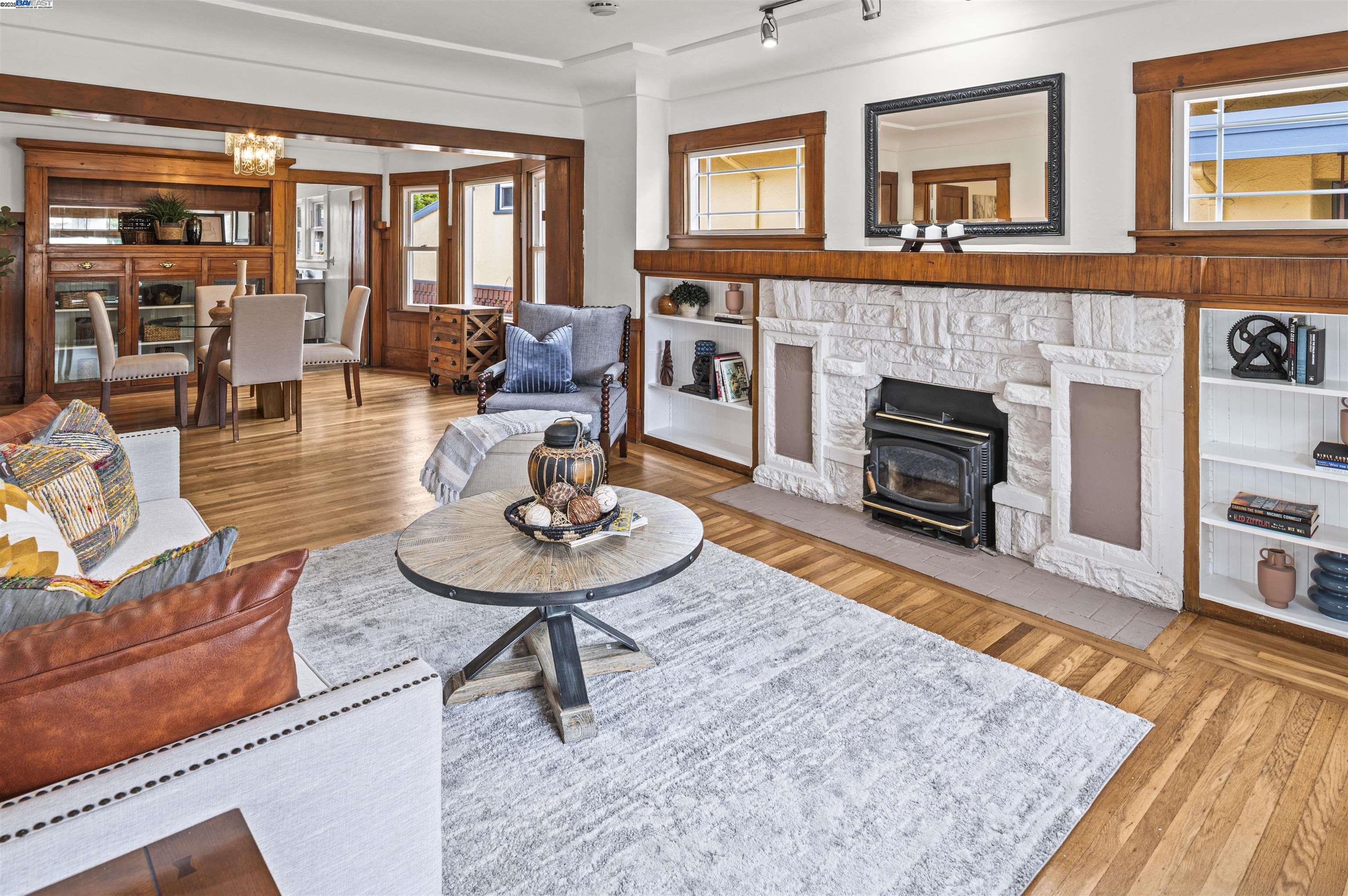 Alameda, California 94501, United States, 4 Bedrooms Bedrooms, ,Residential,Active,151549