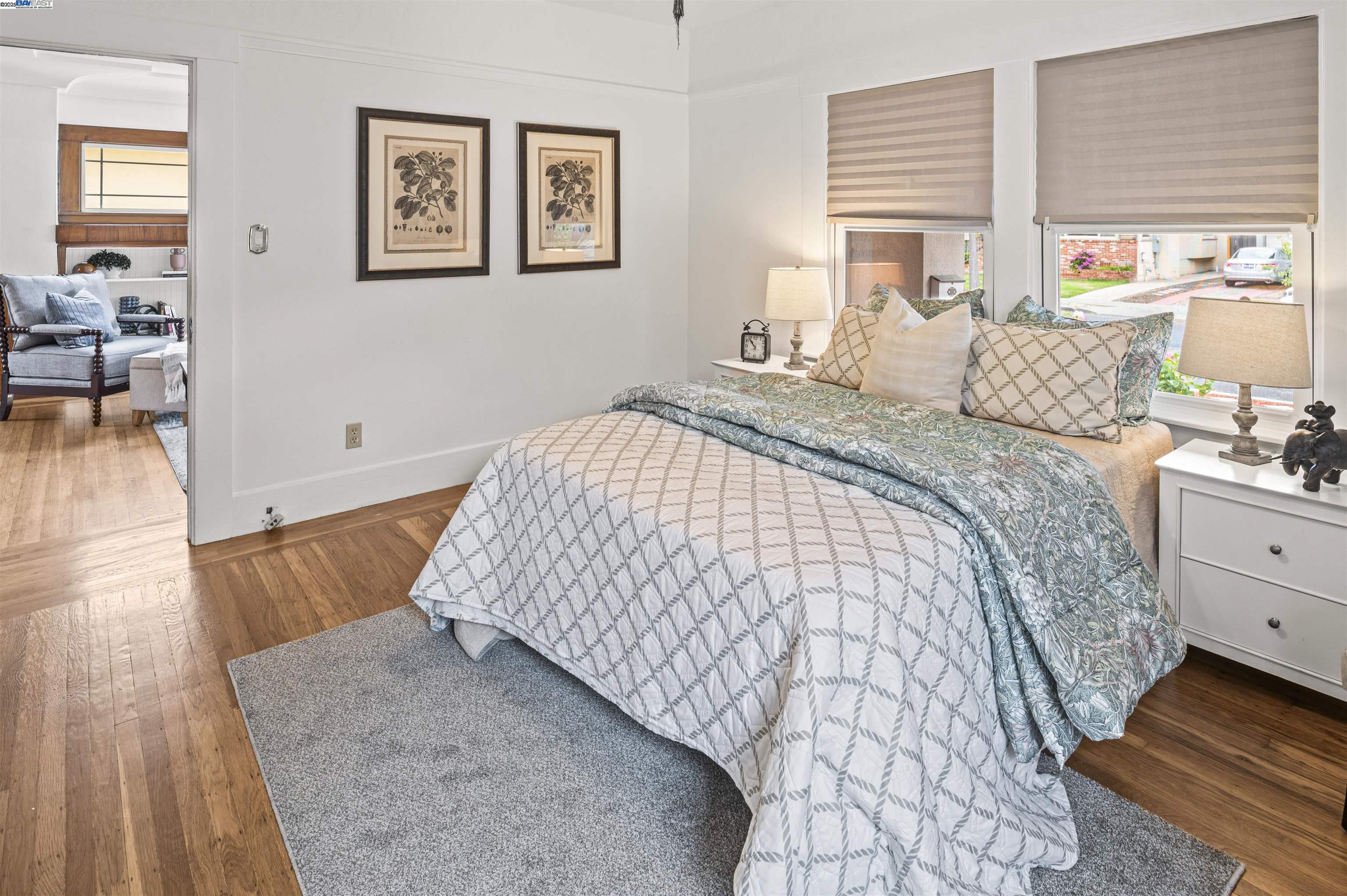 Alameda, California 94501, United States, 4 Bedrooms Bedrooms, ,Residential,Active,151549