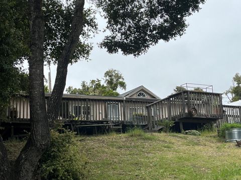 A home in La Honda