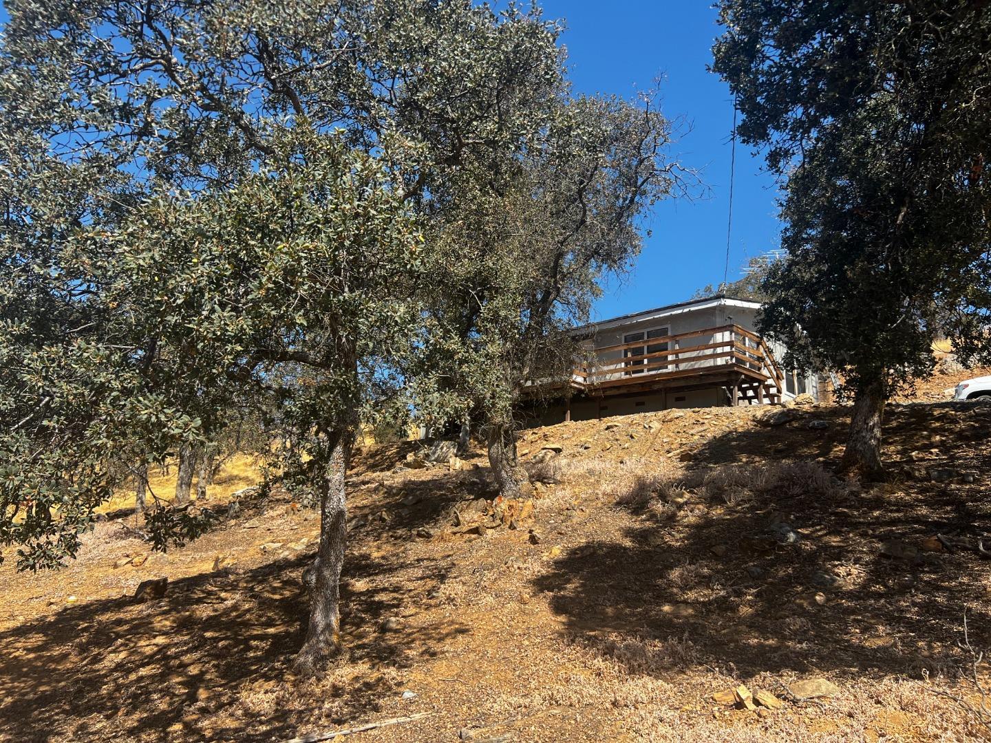 La Grange, California 95329, United States, 2 Bedrooms Bedrooms, ,2 BathroomsBathrooms,Residential,Pending,86503