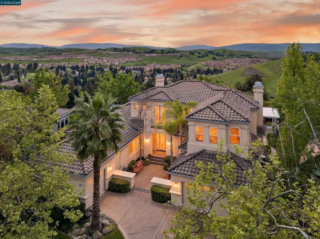 Photo of 3643 Country Club Ter, Danville, CA 94506 (MLS # 41128894)