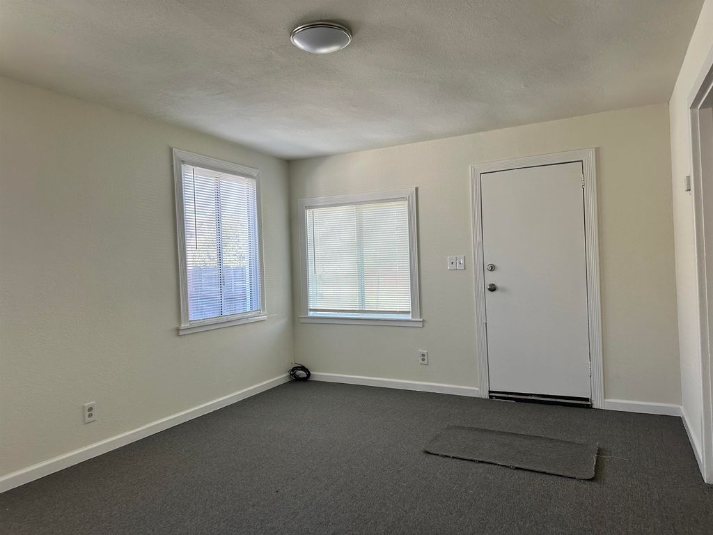 Photo of 1800 Post Ave, San Pablo, CA 94806 (MLS # 41120369)