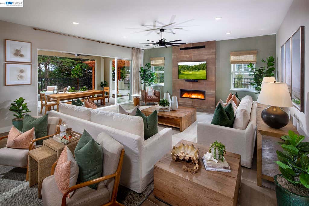 Photo of 1654 Fairway Dr, Seaside, CA 93955 (MLS # 41143600)