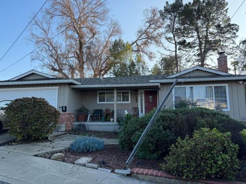 Photo of 2273 Beckham Way, Hayward, CA 94541 (MLS # ML82028198)
