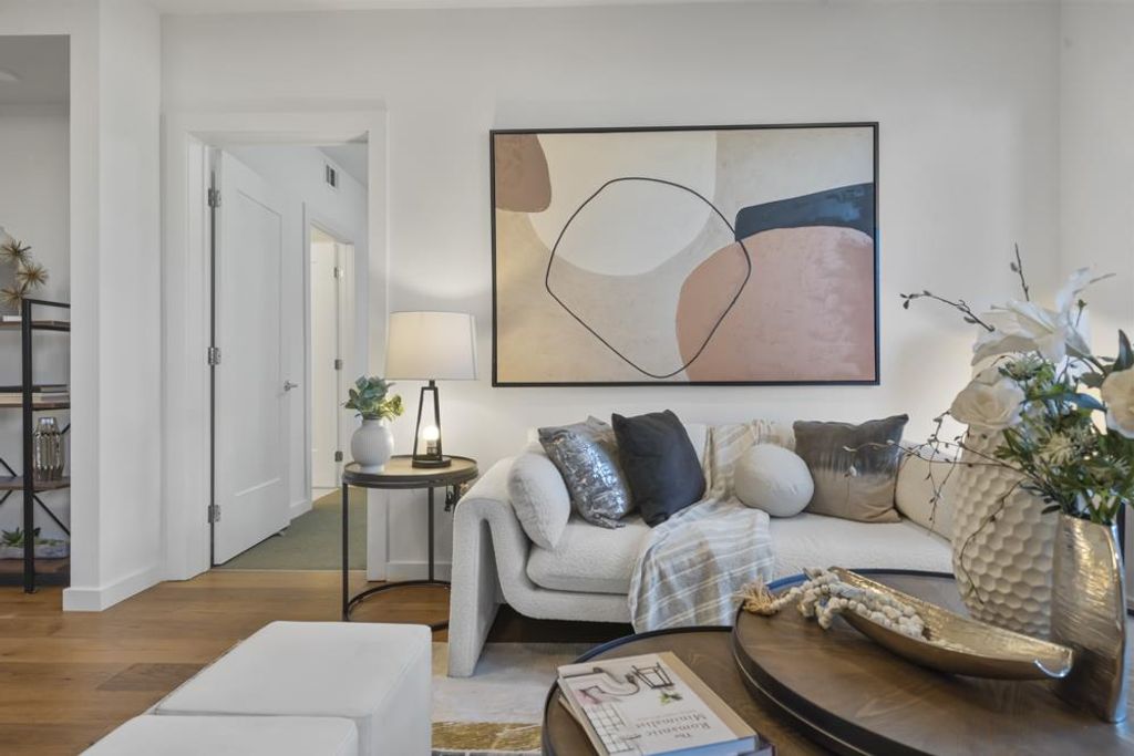 Photo of 400 El Camino Real #117, Belmont, CA 94002 (MLS # ML82026388)