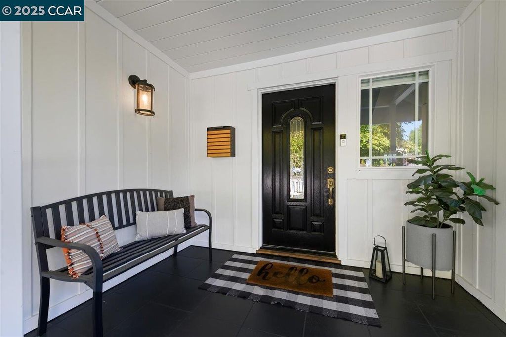 Photo of 1533 Camino Verde, Walnut Creek, CA 94597 (MLS # 41115993)