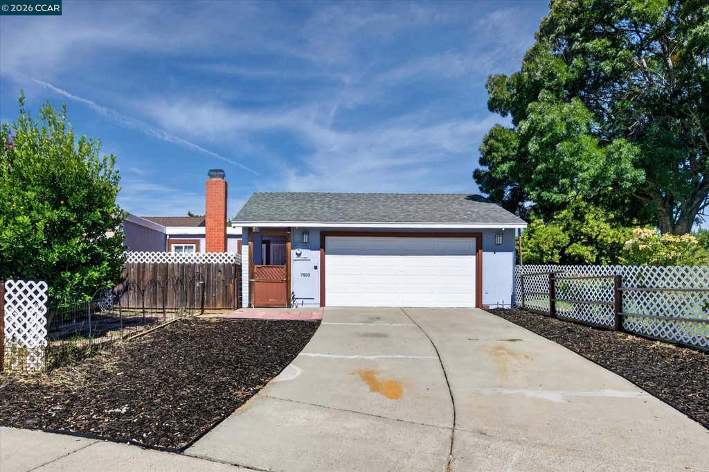 Photo of 2900 Pear St, Antioch, CA 94509 (MLS # 41145947)