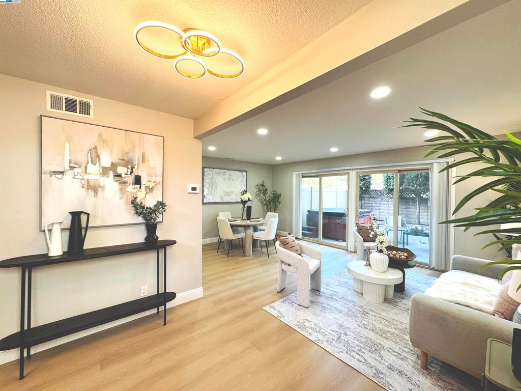 Photo of 707 Sandpiper Cmn, Livermore, CA 94551 (MLS # 41117117)