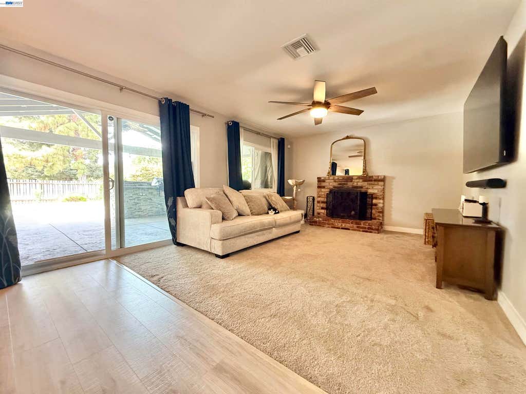 Photo of 1357 Pajaro Ave, Manteca, CA 95336 (MLS # 41145941)