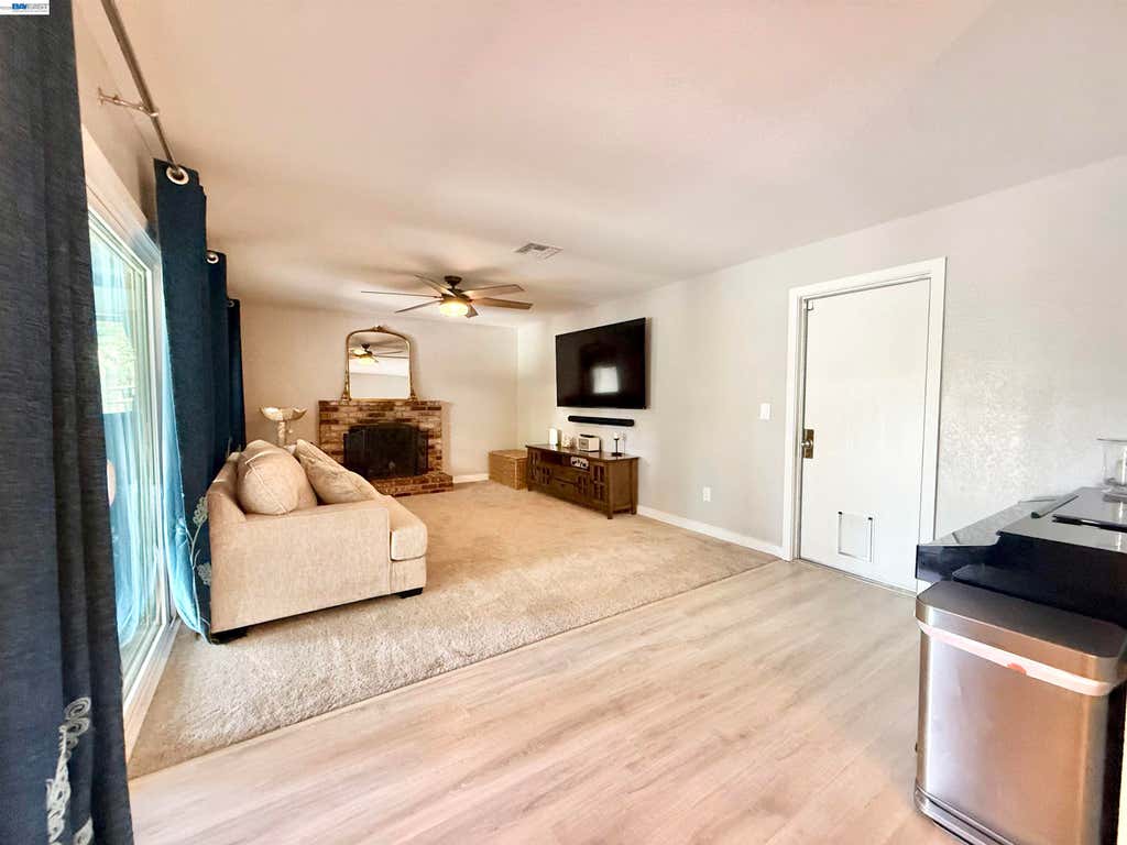 Photo of 1357 Pajaro Ave, Manteca, CA 95336 (MLS # 41145941)
