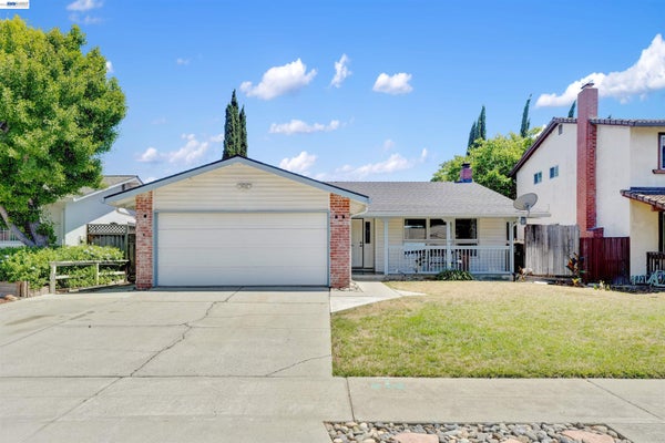 380 SPRINGPARK CIR, SAN JOSE, CA 95136 - Image d0e1008a6ec99ea6140e8ee4fff466cc/2076051773