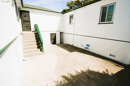 5312 SACRAMENTO AVE — listing photo 9