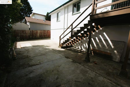 5312 SACRAMENTO AVE — listing photo 13