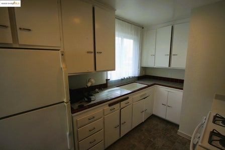 5312 SACRAMENTO AVE — listing photo 14