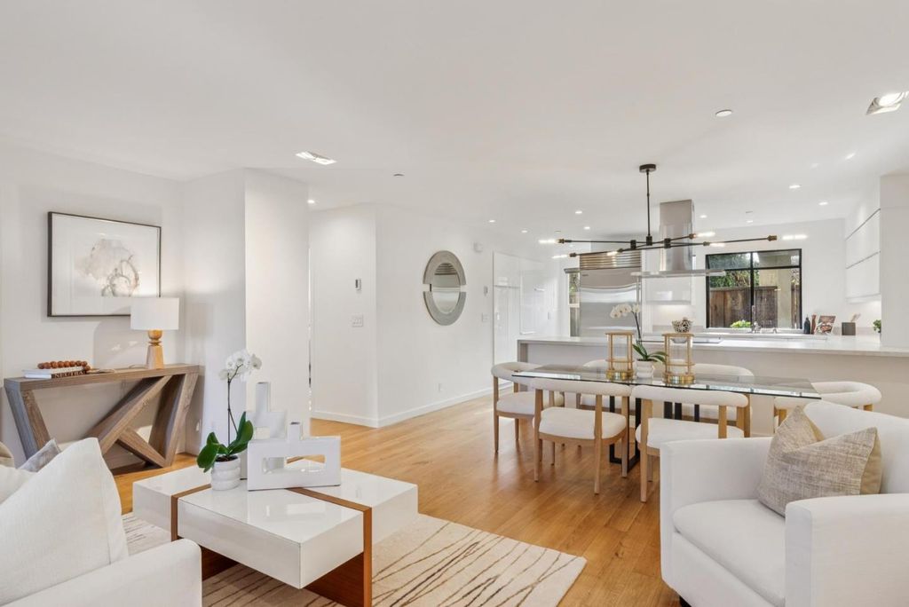 Photo of 716 Ramona Street, Palo Alto, CA 94301 (MLS # ML82030586)