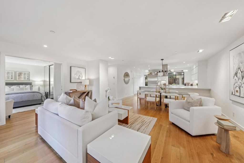 Photo of 716 Ramona Street, Palo Alto, CA 94301 (MLS # ML82030586)